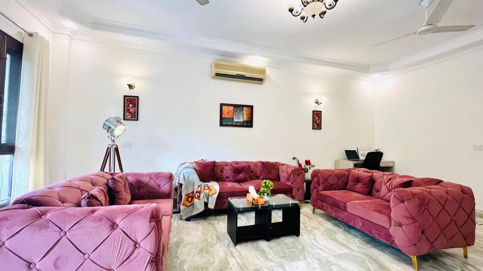 Olive Serviced Apartments - Defence Colony Yeni Delhi Oda fotoğraf